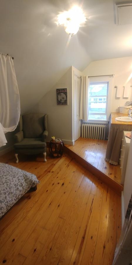 The Cosy Cottage Inn Сейнт Джон Екстериор снимка